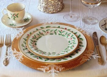 table setting, christmas, holiday, celebration, party, christmas table, christmas dinner, dinner, table, food, decoration, plate, setting, meal, traditional, dining, season, festive, christmas, christmas dinner, plate, plate, plate, plate, plate
